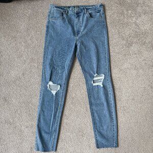 Like New wild fable Super High-Rise Distressed Skinny Jeans Medium Wash Size 14